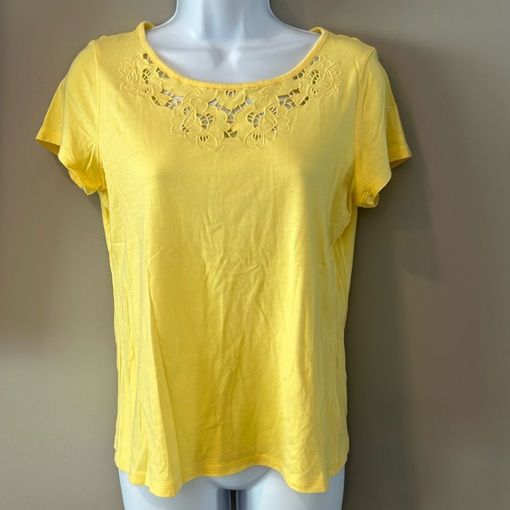 Talbots Women's Yellow Short Sleeves Round Neck Lace Neckline Blouse Med Petite